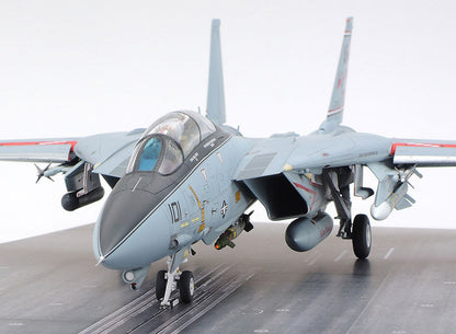 Tamiya 1/48 Aircraft - 1/48 Grumman F-14A Tomcat (Late Model) Carrier Launch Set - 61122