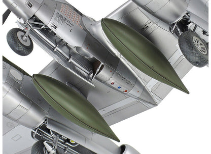 Tamiya 1/48 Aircraft - 1/48 Lockheed P-38 J Lightning - 61123