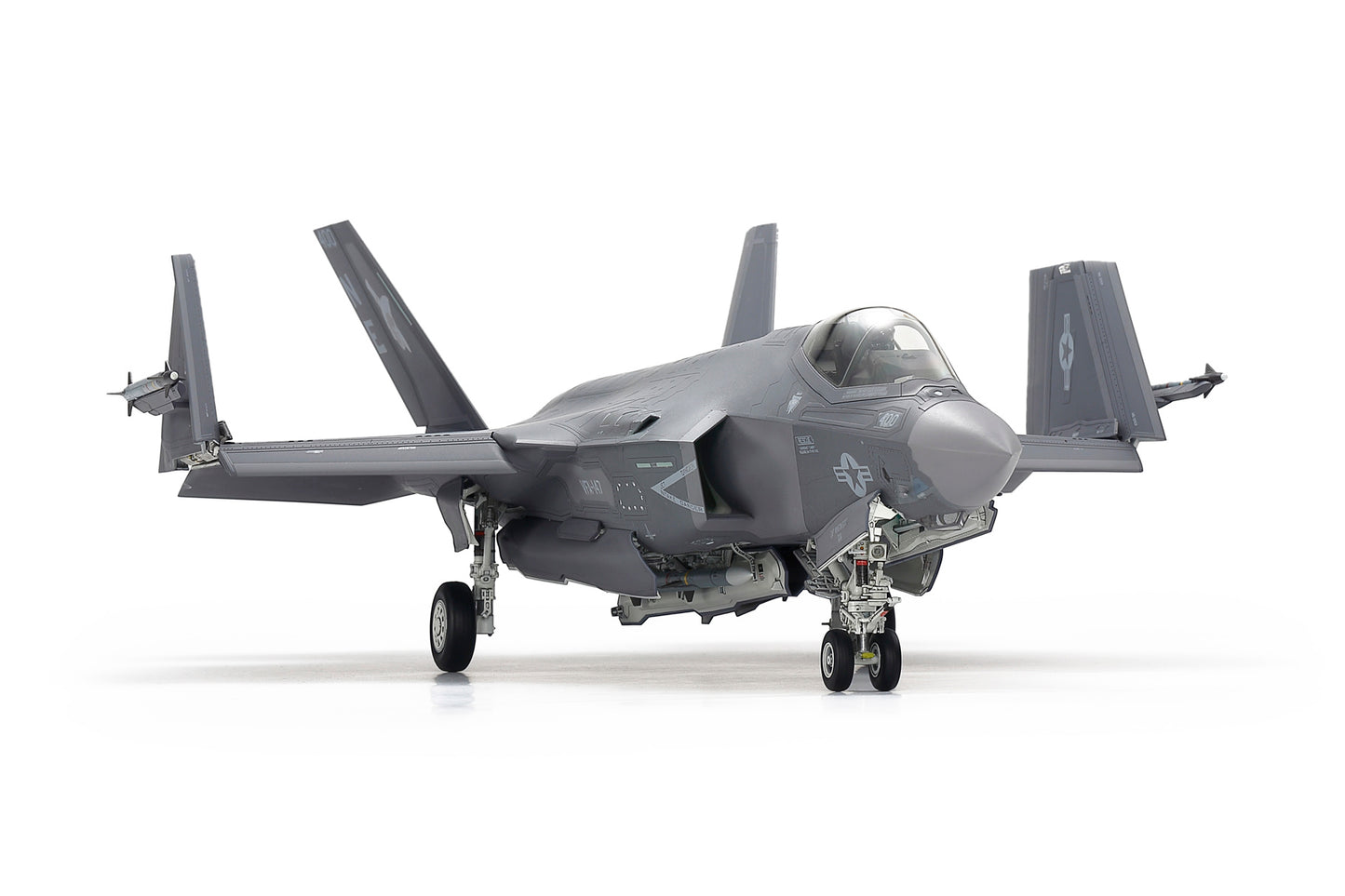 Tamiya 1/48 Aircraft - 1/48 F-35C Lightning II - 61127