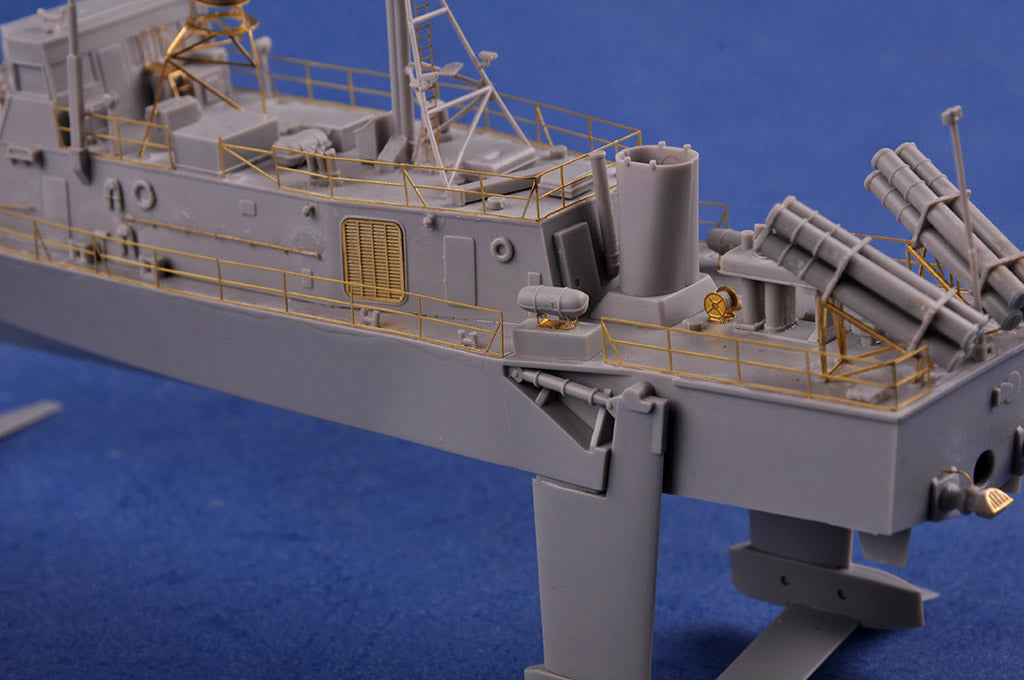 Hobby Boss 1/200 USS Pegasus PHM-1 Hydrofoil model kit 82005, image 13