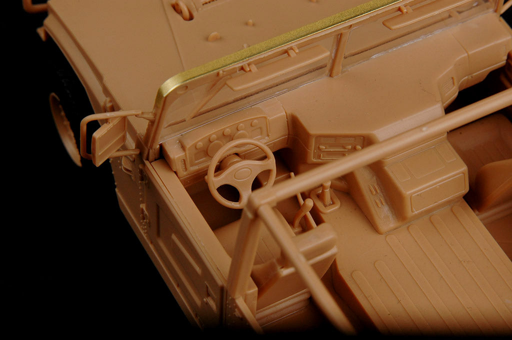 Hobby Boss 1/35 Dongfeng Mengshi 1.5 Ton Light Utility Vehicle model kit 82467, image 20