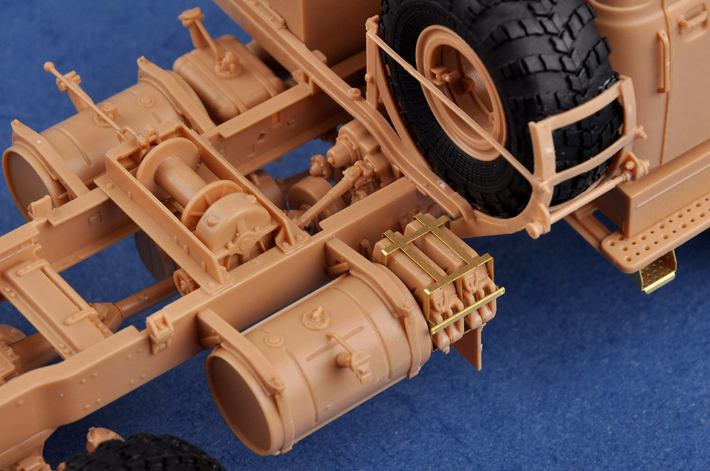 Hobby Boss 1/35 Russian KrAZ-260 Cargo Truck model kit 85510, image 25
