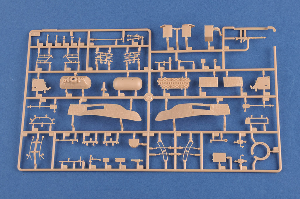 Hobby Boss 1/35 Leopard C2 Canadian Main Battle Tank model kit 84503, image 15