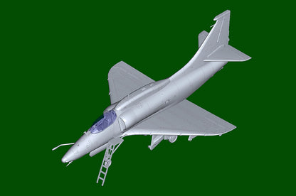 Hobby Boss 1/72 A-4M Skyhawk II model kit 87256, image 5