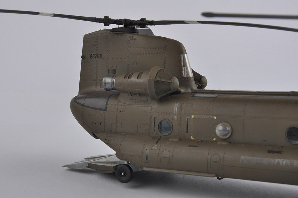 Hobby Boss 1/48 CH-47D Chinook model kit 81773, image 18