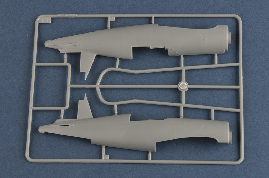 Hobby Boss 1/48 F4U-1D Corsair model kit 80384, image 11