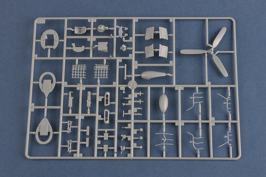 Hobby Boss 1/48 F4U-1D Corsair model kit 80384, image 14