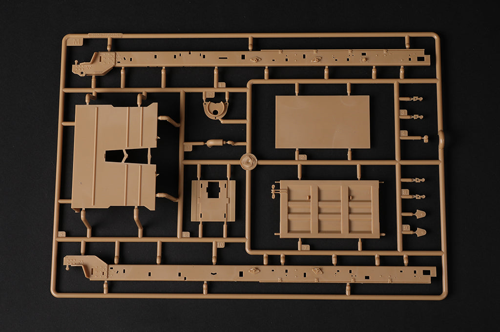Hobby Boss 1/35 US M1070 Dump Truck model kit 85526, image 7