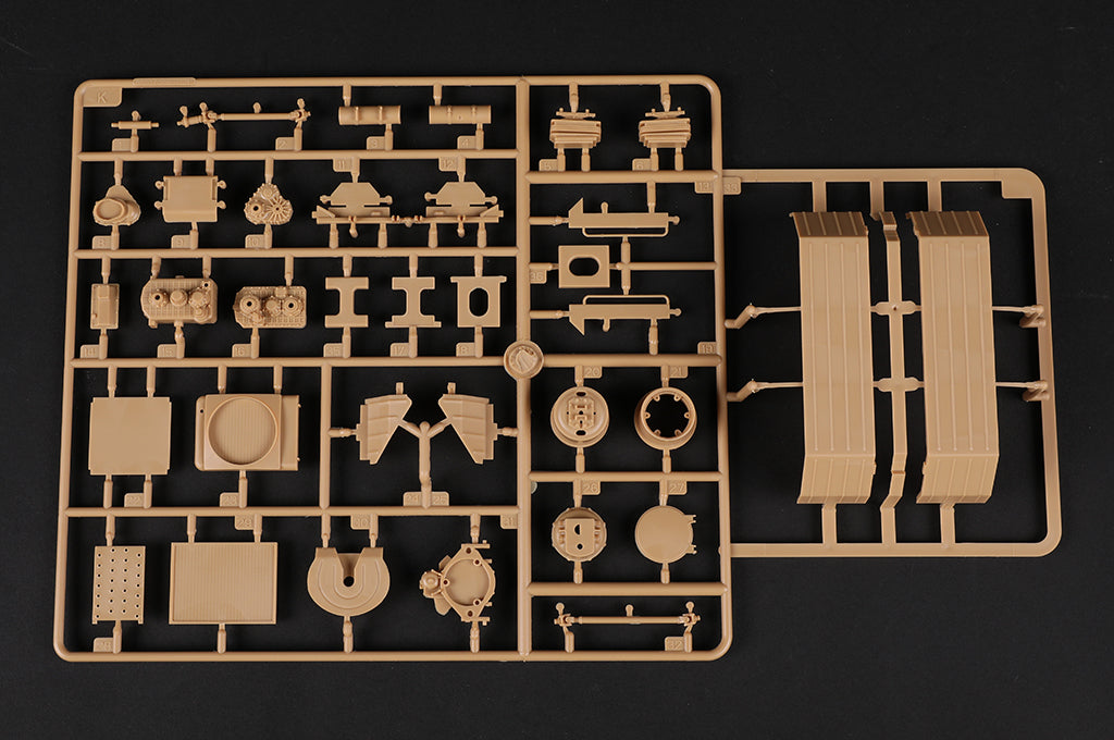 Hobby Boss 1/35 S-350E Vityaz 50P6E Launcher with 9M96 Missiles model kit 85529, image 19