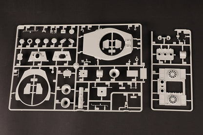 Hobby Boss 1/35 Tiger II Henschel Turret with 105mm Gun model kit 84559, image 12