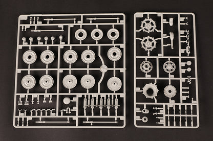 Hobby Boss 1/35 Tiger II Henschel Turret with 105mm Gun model kit 84559, image 15