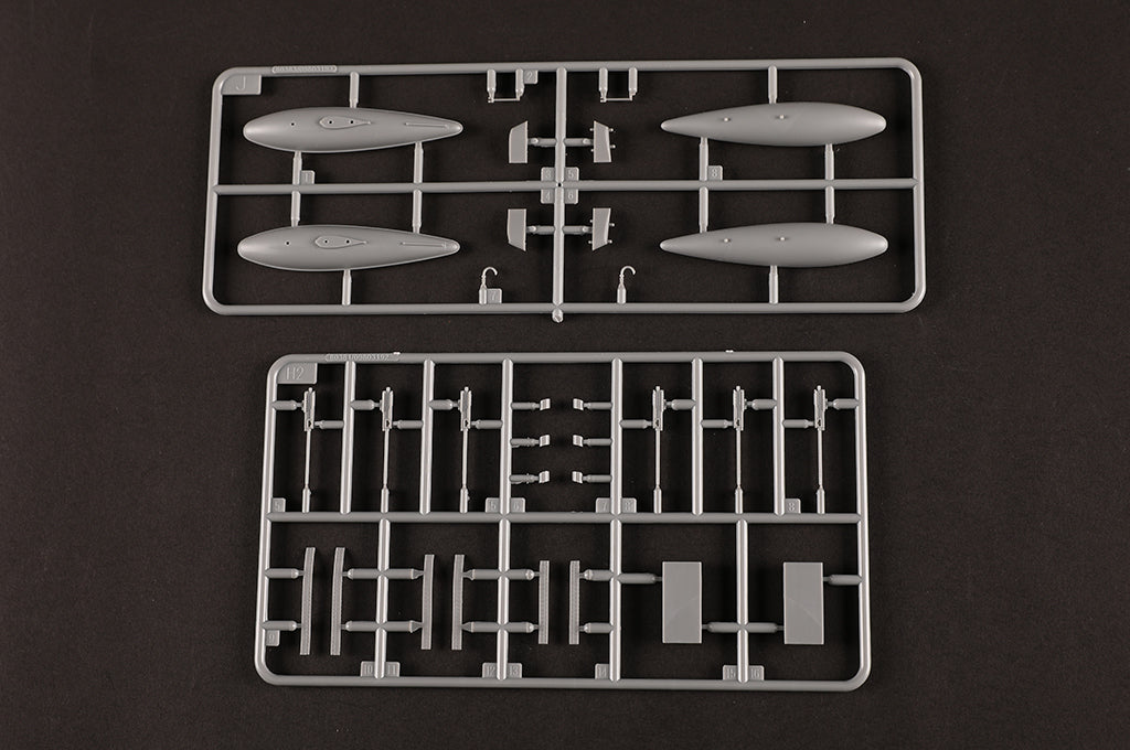 Hobby Boss 1/48 F4U-1A/2 Corsair 2 in 1 model kit 81788, image 20