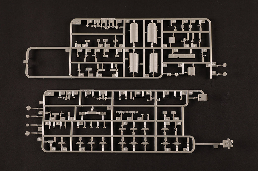 Hobby Boss 1/700 RMS Titanic model kit 83420, image 14
