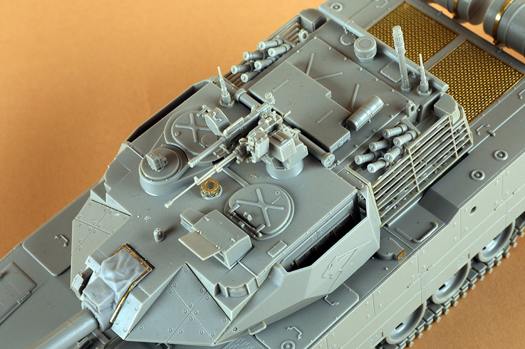 Hobby Boss 1/35 PLA ZTQ-15 Light Tank model kit 84577, image 12
