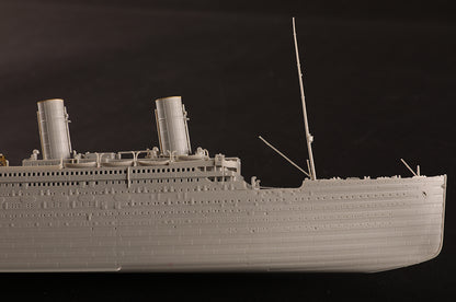 Hobby Boss 1/700 RMS Titanic model kit 83420, image 21