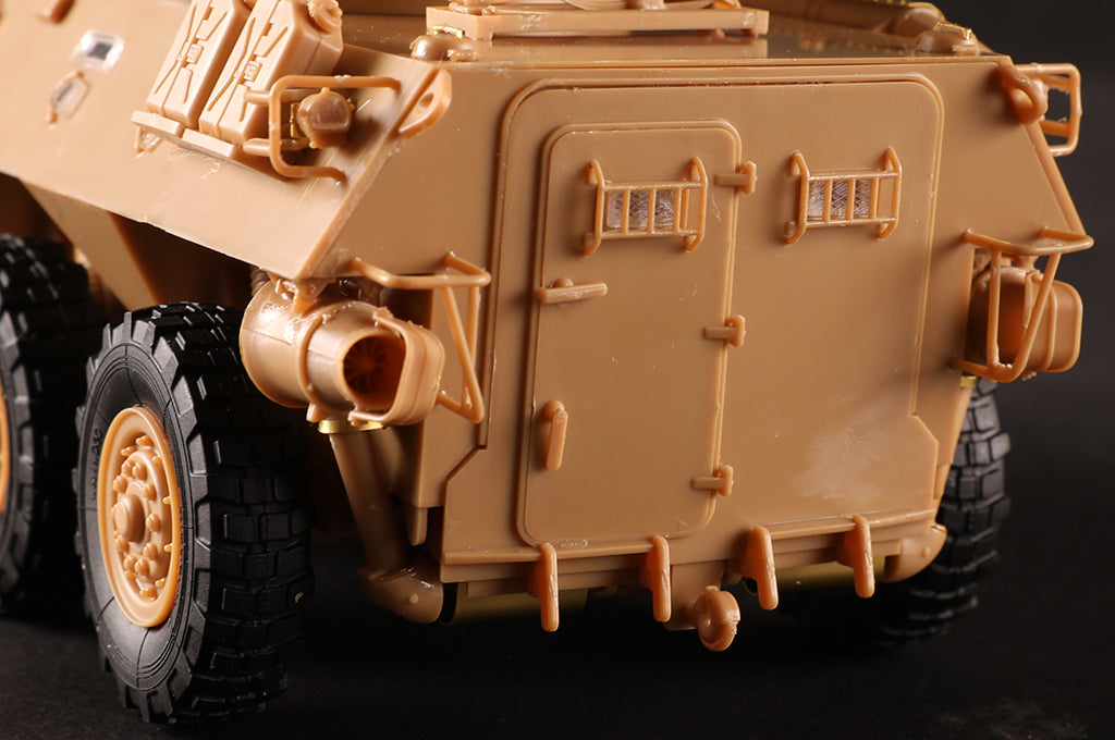 Hobby Boss 1/35 LAV-300 with 90mm Cockerill Gun model kit 84573, image 14