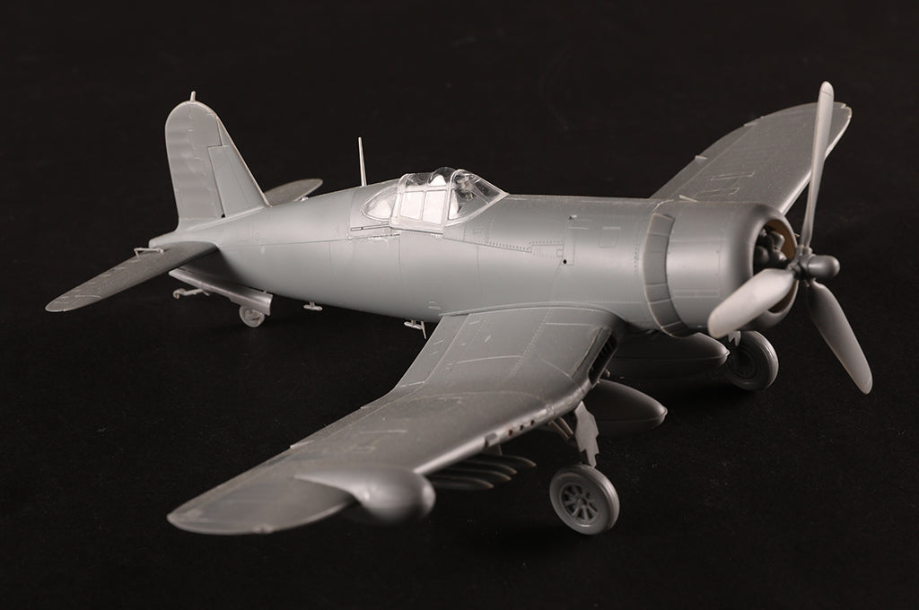 Hobby Boss 1/48 F4U-2 Corsair Night Fighter model kit 80385, image 11