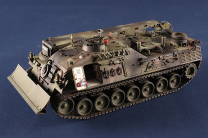 Hobby Boss 1/35 Bergepanzer 2A2 Armoured Recovery Vehicle model kit 84568, image 20