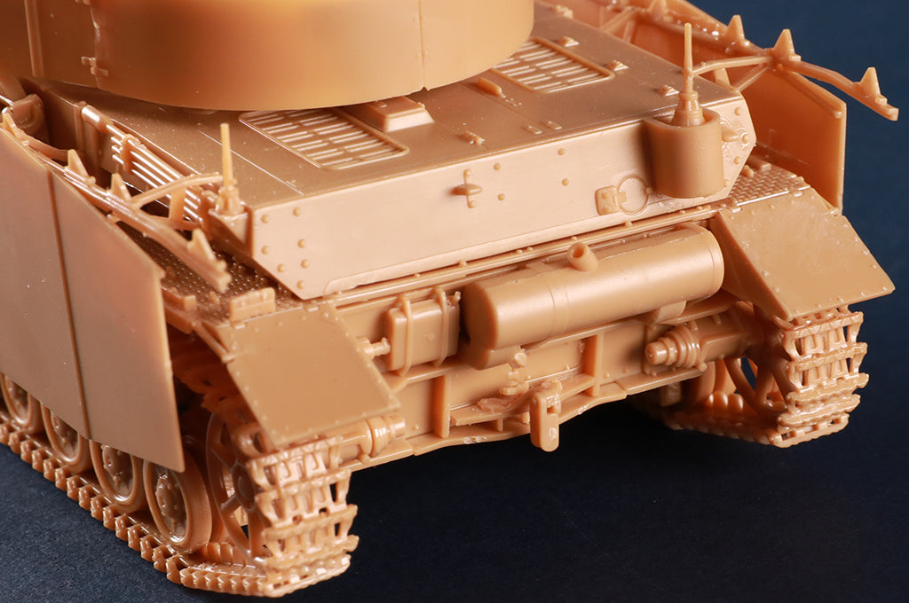 Hobby Boss 1/48 German Panzer IV Ausf.J Medium Tank model kit 84842, image 13