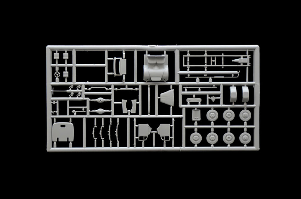 Italeri 1/72 Military - Kfz.305 Ambulance - 7055