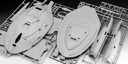 1/670 Revell - Star Trek U.S.S Voyager NCC-74656