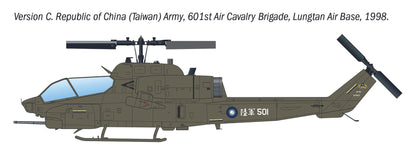Italeri 1/72 Aircraft - Bell AH-1W SuperCobra Attack Helicopter - 90160