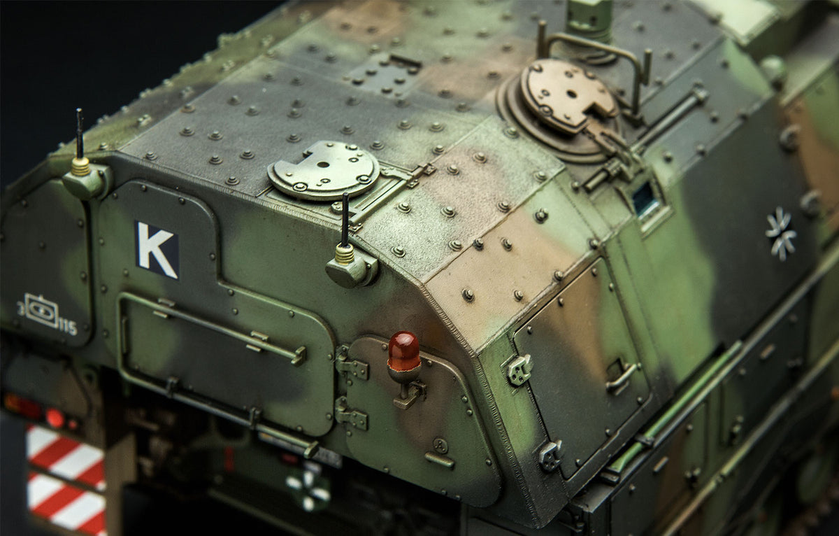 Meng 1/35 Panzerhaubitze 2000 German Self Propelled Howitzer model kit TS-012, image 9