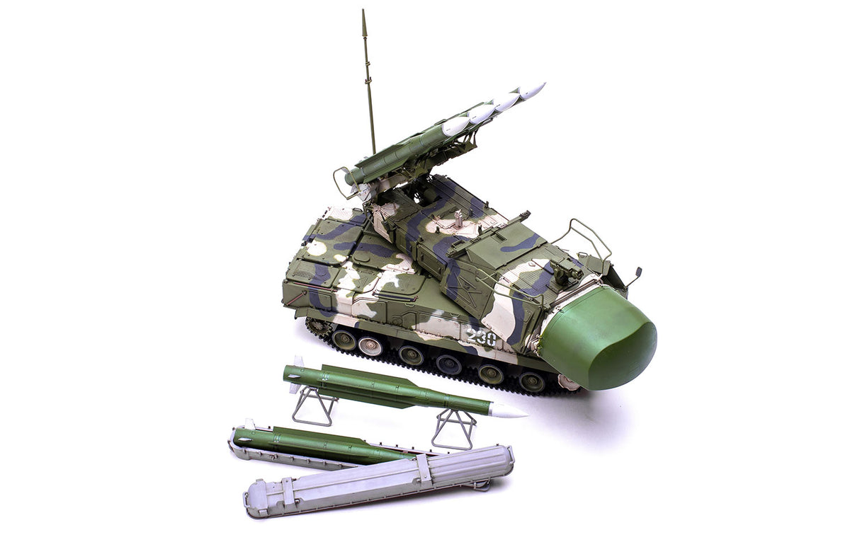 Meng 1/35 Russian 9K37M1 Buk Air Defence Missile System model kit SS-014, image 8