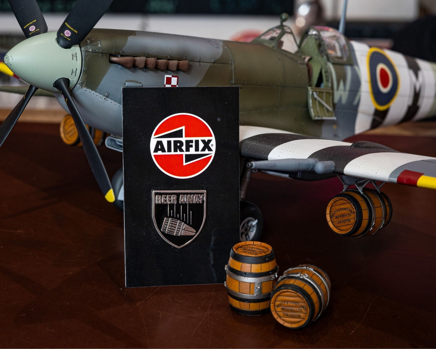 1/24 Airfix - Supermarine Spitfire Mk.IXc Flying Dray 'Beers Away' Bundle (PRE-ORDER)