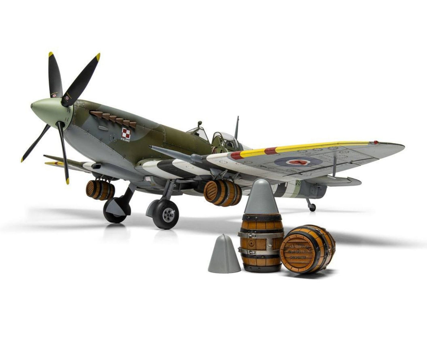 1/24 Airfix - Supermarine Spitfire Mk.IXc Flying Dray 'Beers Away' Bundle (PRE-ORDER)