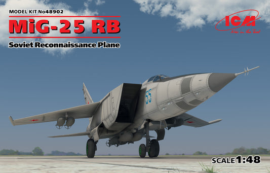 ICM 1/48 - MiG-25 RB Soviet Reconnaissance Plane