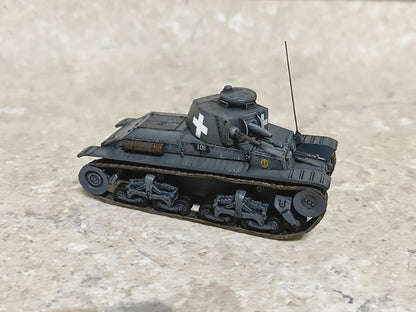 1/72 Italeri - Panzerkampfwagen 35(t) w/Figure