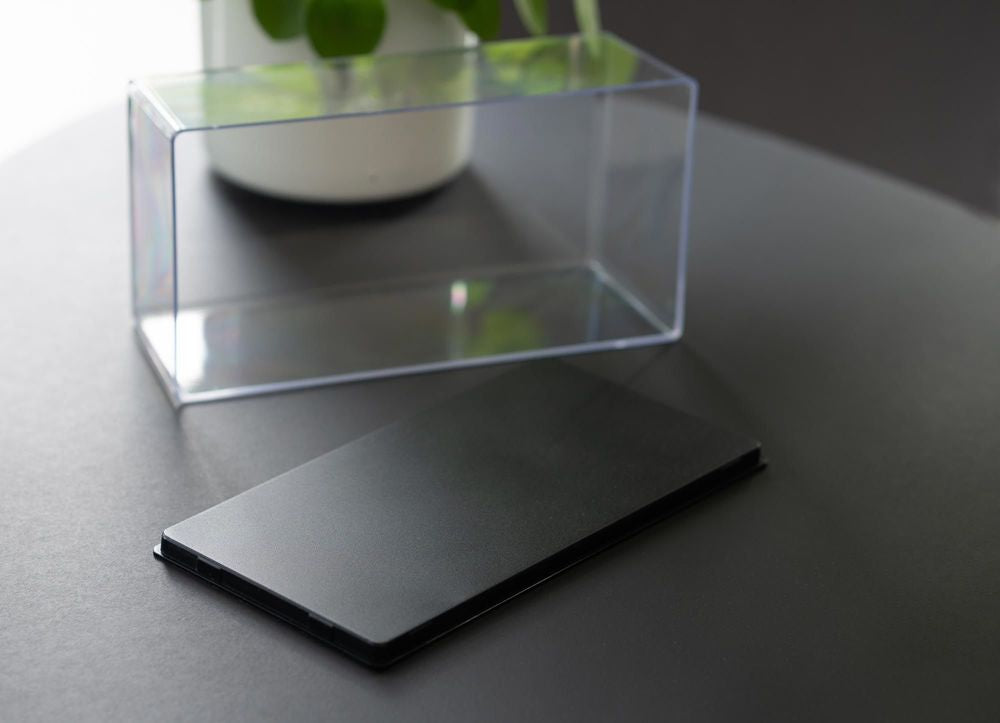 Heller Acrylic Showcase, 252 x 127 x 80 mm