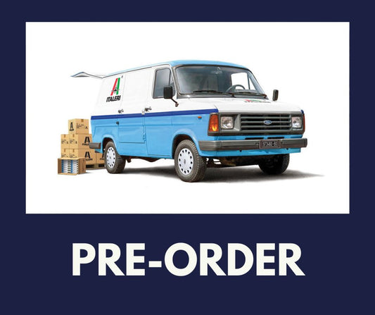 1/24 Italeri - Ford Transit "Italeri" Van 3975