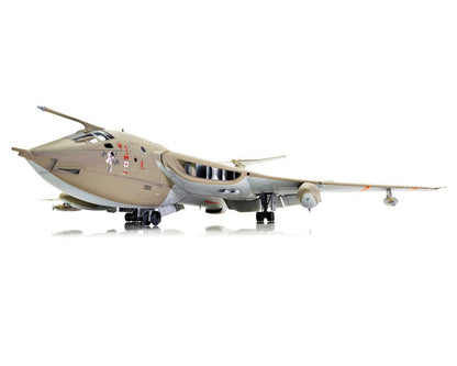 1/72 Airfix - Handley Page Victor k.2/SR.2 (PRE-ORDER)
