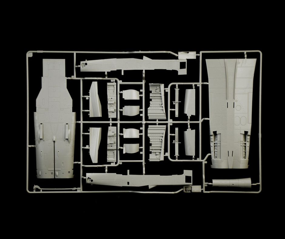 Italeri 1/32 Aircraft - Tornado GR.1 Desert Storm RAF Aircraft - 2521