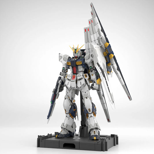Bandai - PG Unleashed 1/60 Nu Gundam - MK69191