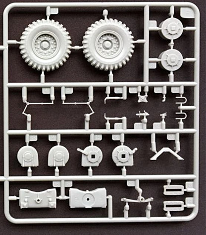 1/35 Thunder Model - British Scammell Pioneer SV/2S Recovery Truck
