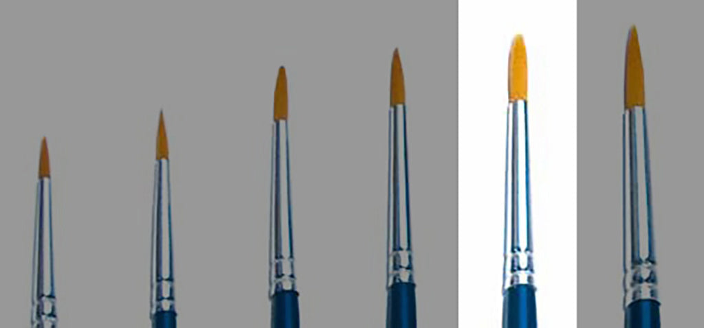 Italeri size 2 synthetic round brush 52205 pack shot