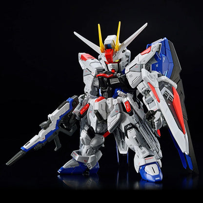 Bandai MGSD Freedom Gundam MK64257 -- box art
