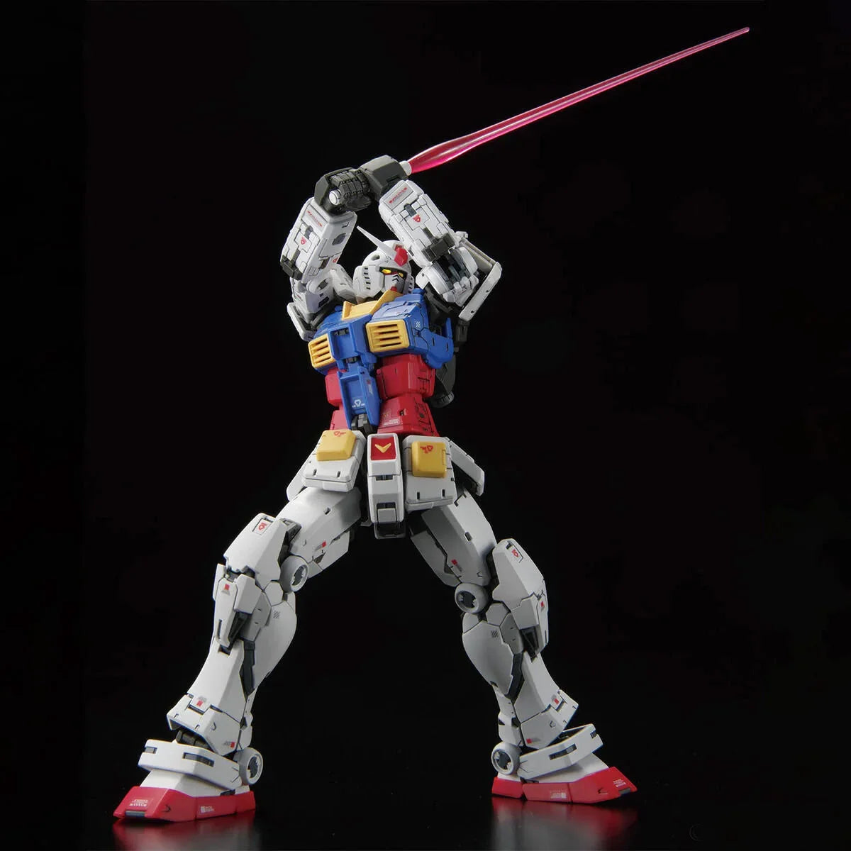 Bandai - RG 1/144 RX-78-2 Gundam Version 2.0 - MK67155 - Product Image