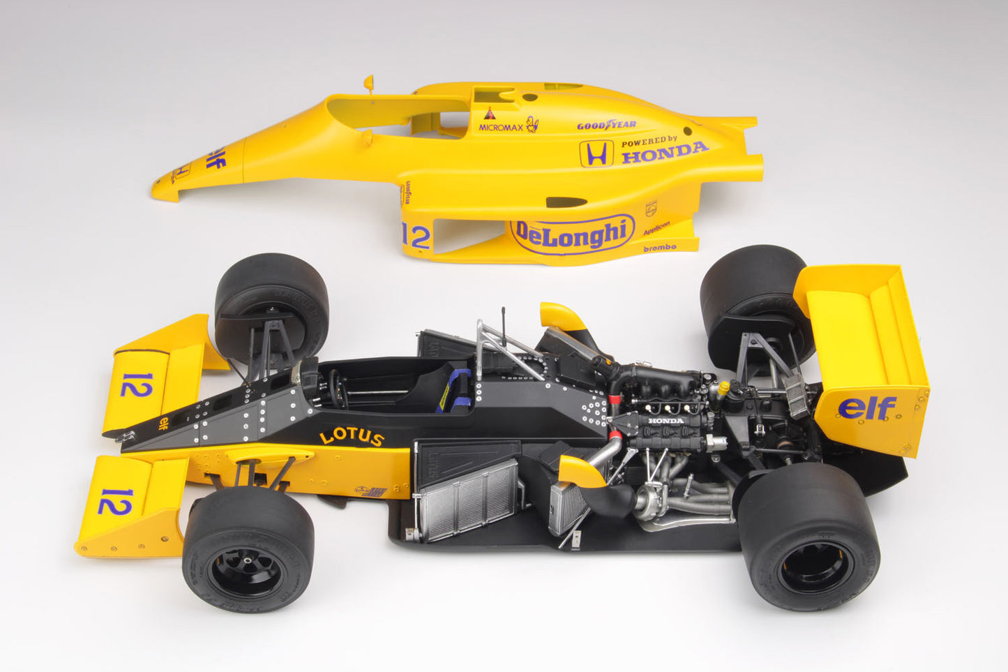 Beemax 1/12 Cars - Lotus 99T 1987 World Champions Monaco GPBX12001 - BX12001