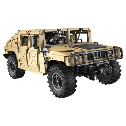 CaDA Military Series - 1:8 HUMVCaDA - 3935 pcs - C61036W