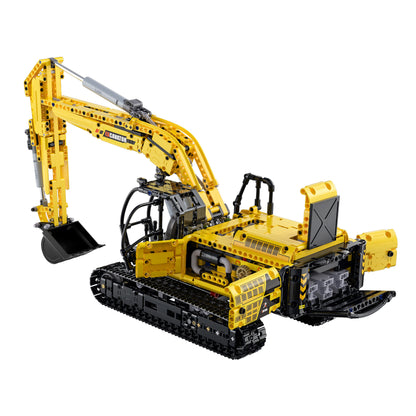 CADA Heavy Equipment - Functional Excavator - 1702 pcs C61082W
