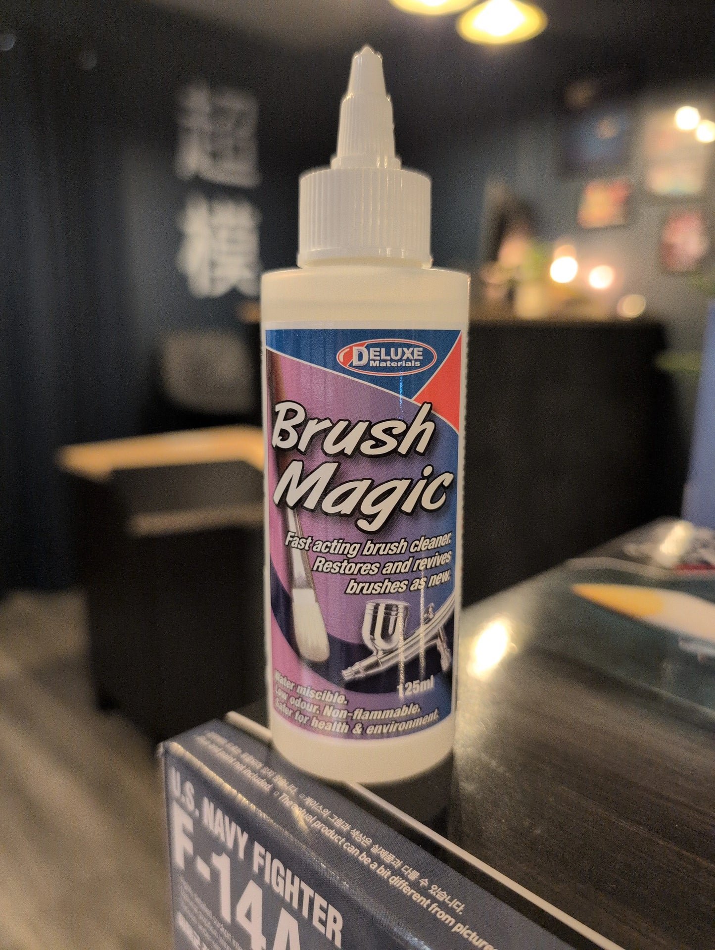 Deluxe Materials - Brush Magic 125ml - Product Image