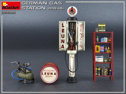 MiniArt 1/35 Military - German Gas Station 1930-40's - 35598