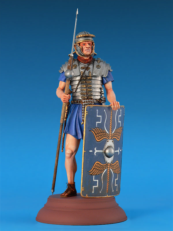 MiniArt 1/16 Figures & Miniatures - Roman Legionary II Century AD - 16007