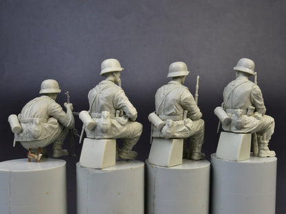 MiniArt 1/35 Military - German Panzergrenadiers - 35248