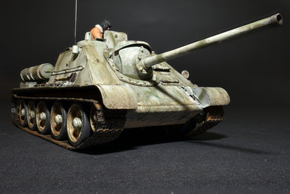 MiniArt 1/35 Military - SU-85 Soviet SPG Mod.1943 with Crew (Early) - 35178