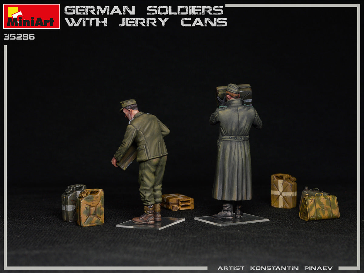 MiniArt 1/35 Military - German Soldiers w/ Jerry Cans - 35286